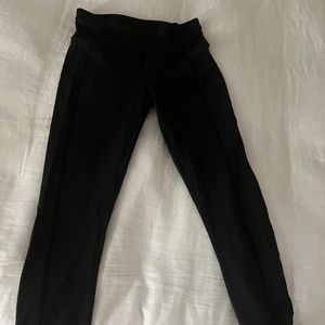 Lululemon Black Leggings, Back Pocket, Ankle Ruching Detail Size 4